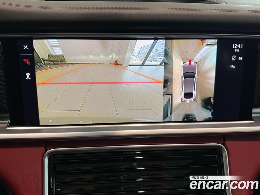 Porsche Panamera 2023