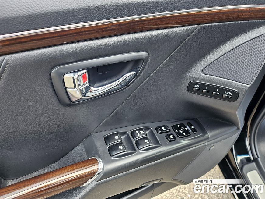 Hyundai Grandeur 2009