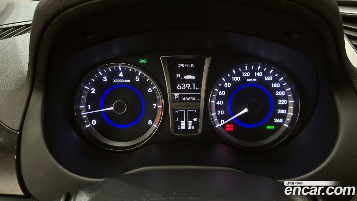 Hyundai Grandeur 2012