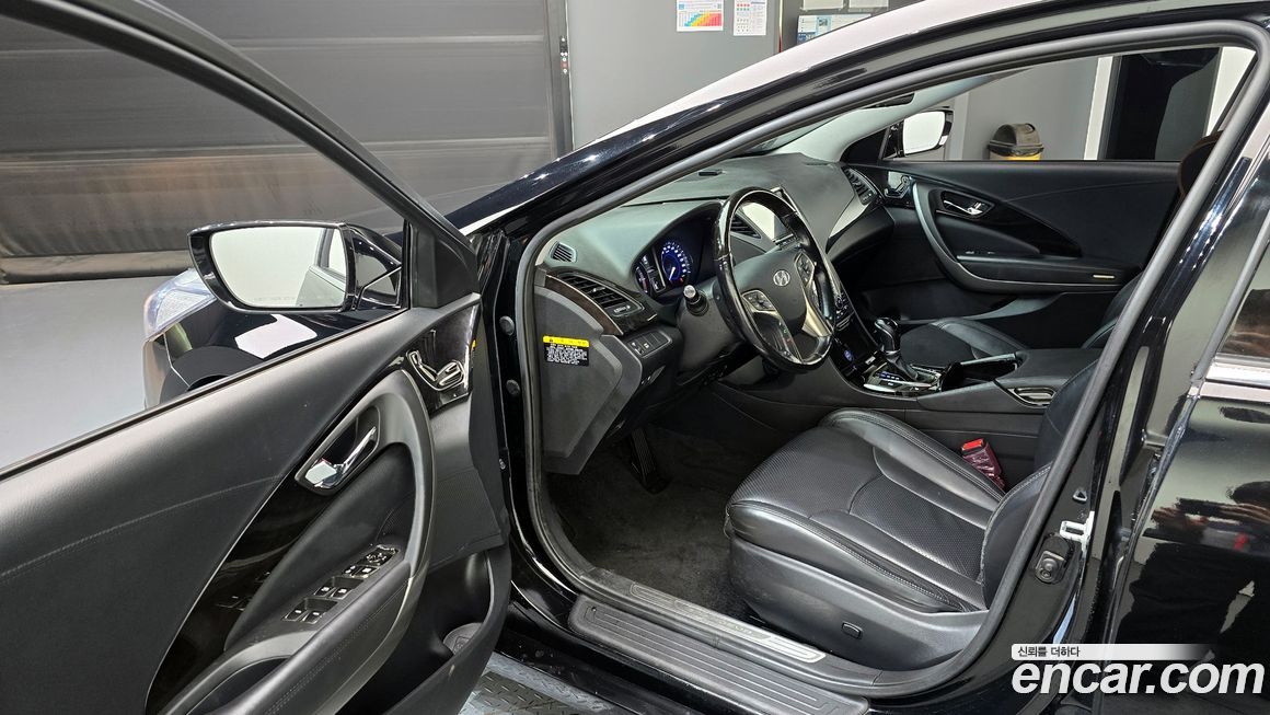 Hyundai Grandeur 2012