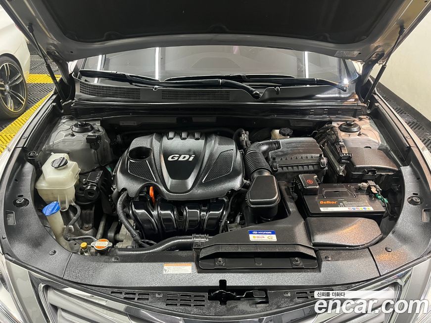 Hyundai Grandeur 2011