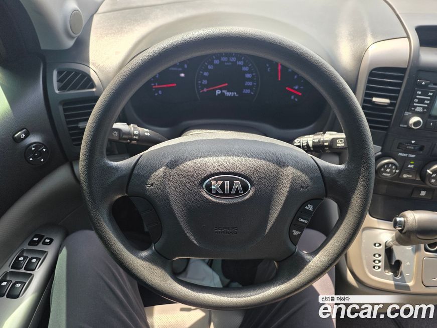 Kia Canival 2013