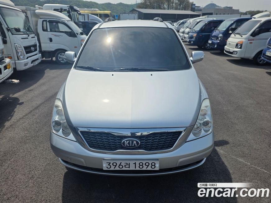 Kia Canival 2013