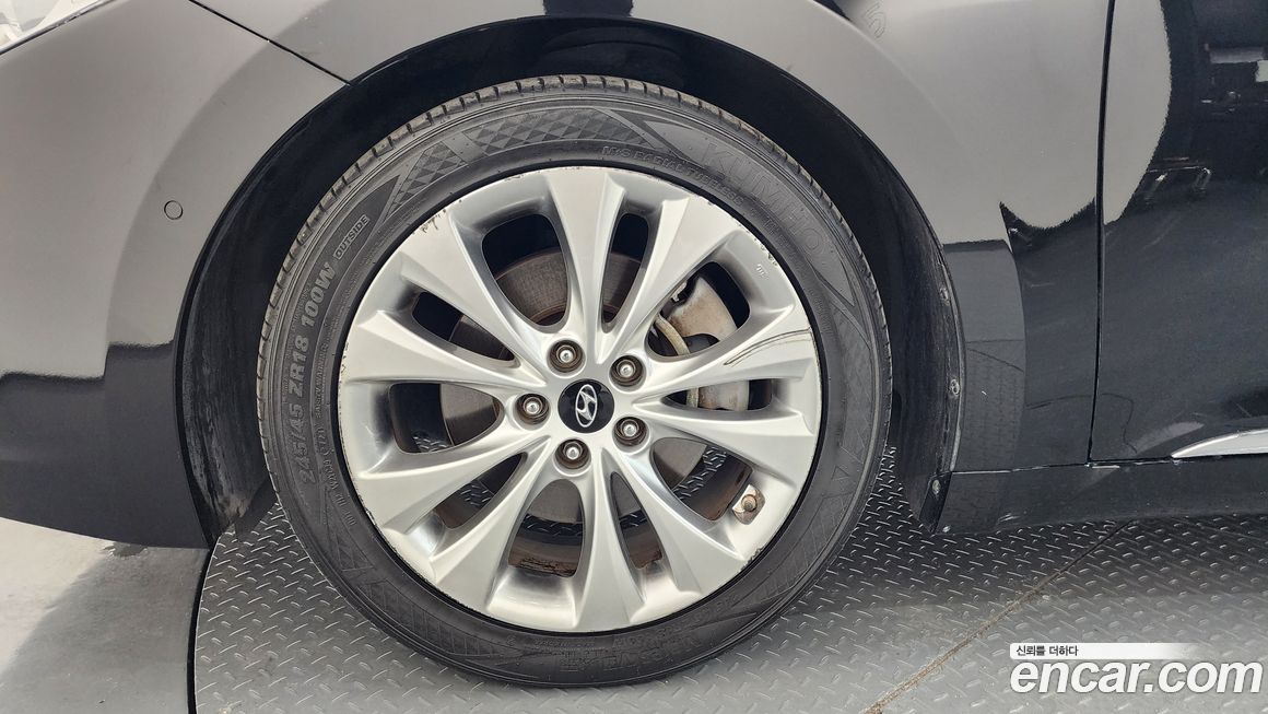 Hyundai Grandeur 2012