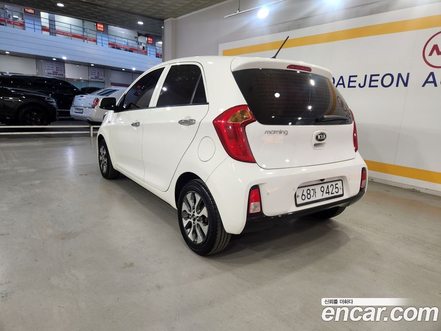 Kia morning 2016