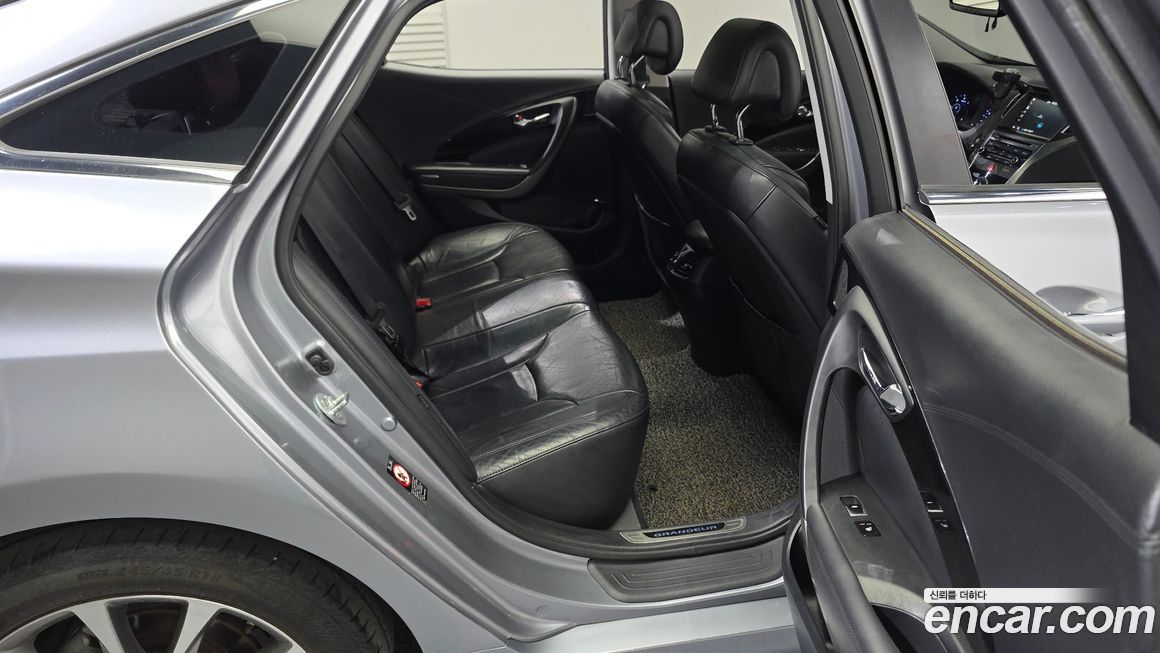 Hyundai Grandeur 2015