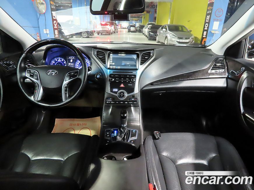 Hyundai Grandeur 2016