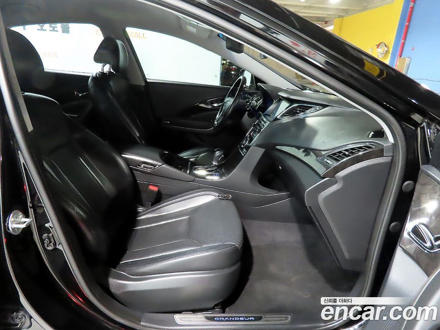 Hyundai Grandeur 2016