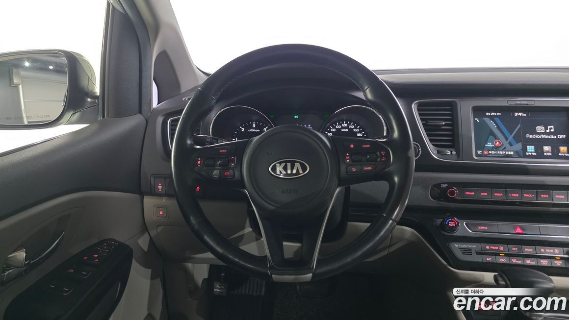 Kia Canival 2017