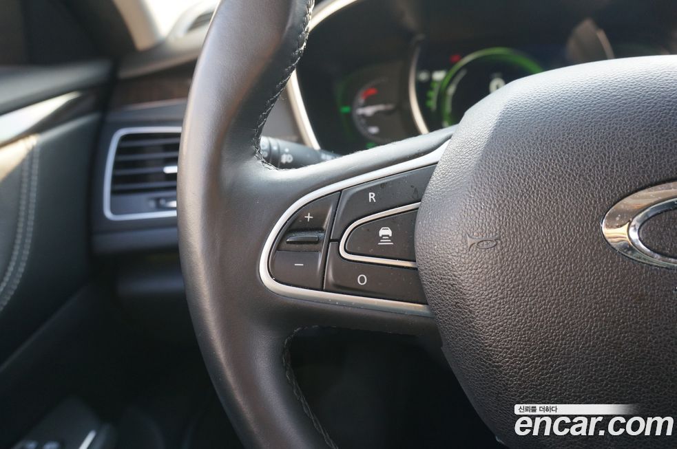 Renault-KoreaSamsung SM6 2016