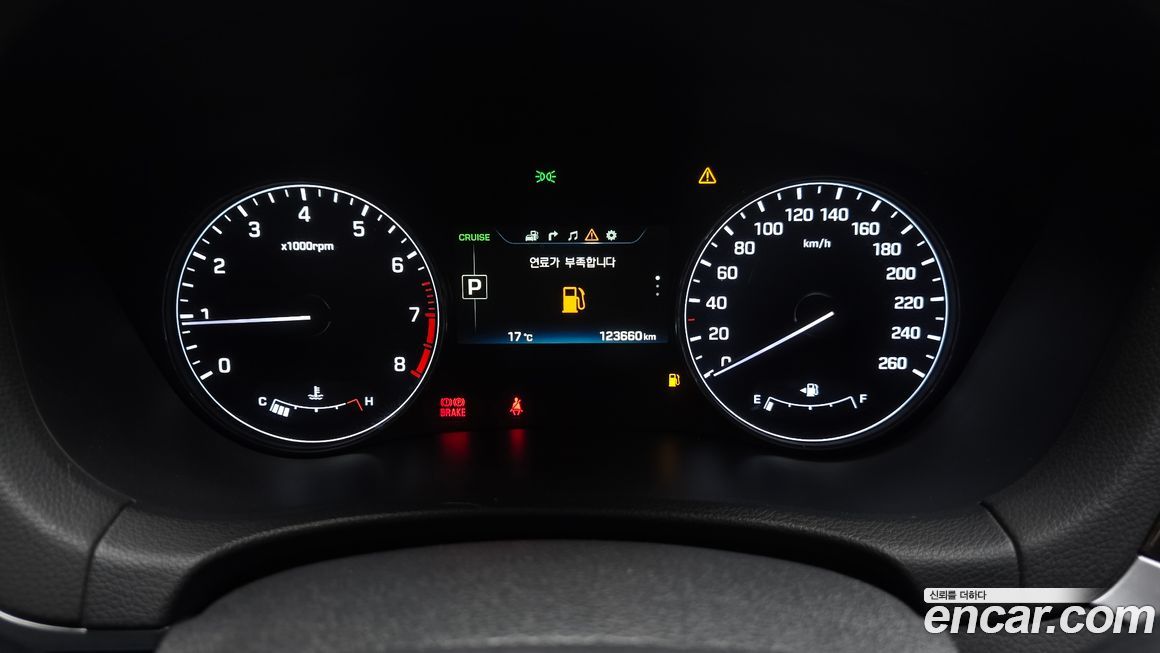 Hyundai Genesis 2016