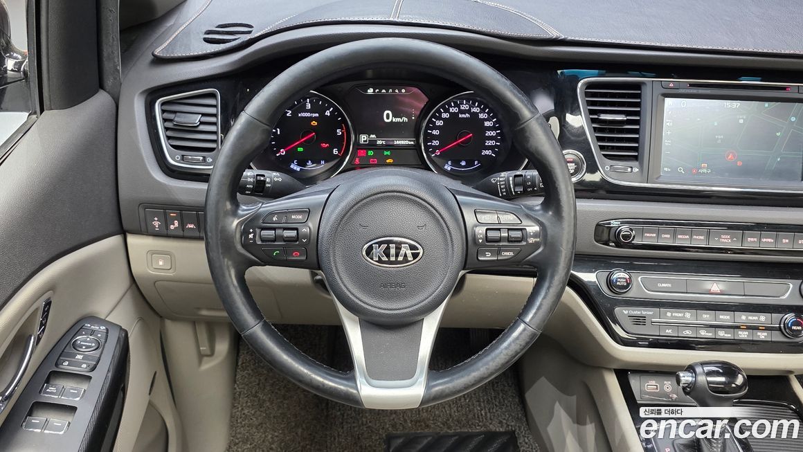 Kia Canival 2016