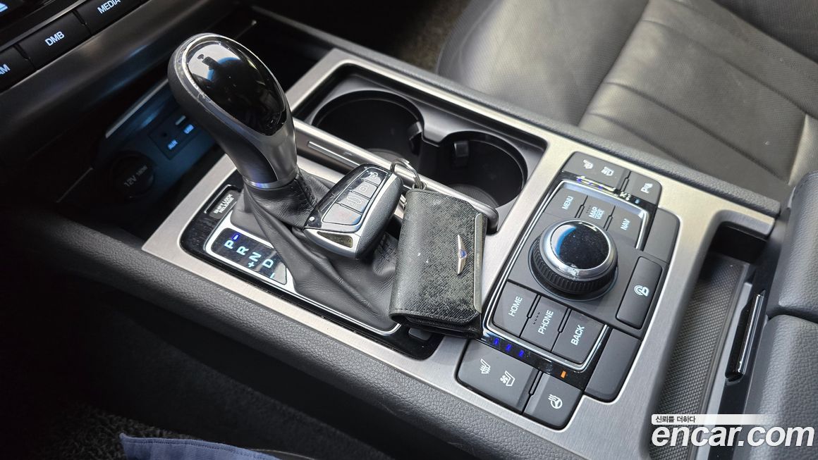 Hyundai Genesis 2016