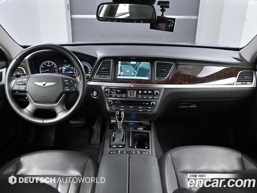 Hyundai Genesis 2016