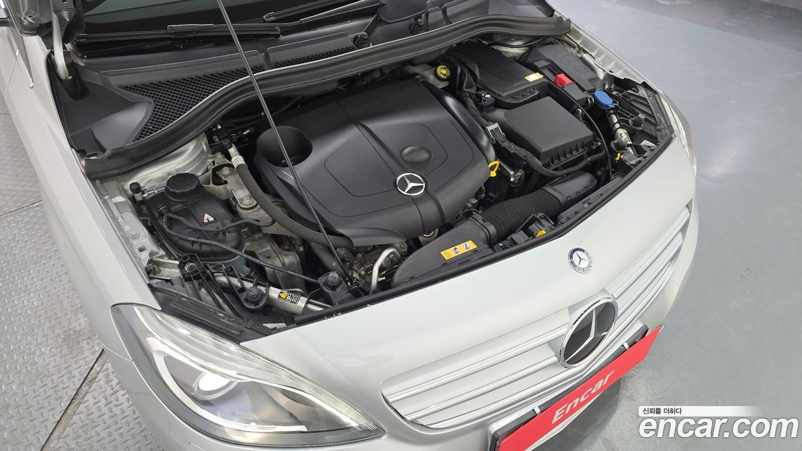 Mercedes-Benz B-Class 2015