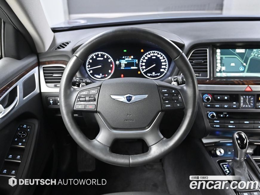 Hyundai Genesis 2016