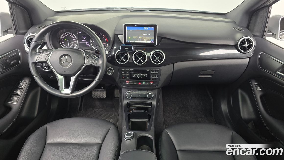Mercedes-Benz B-Class 2015