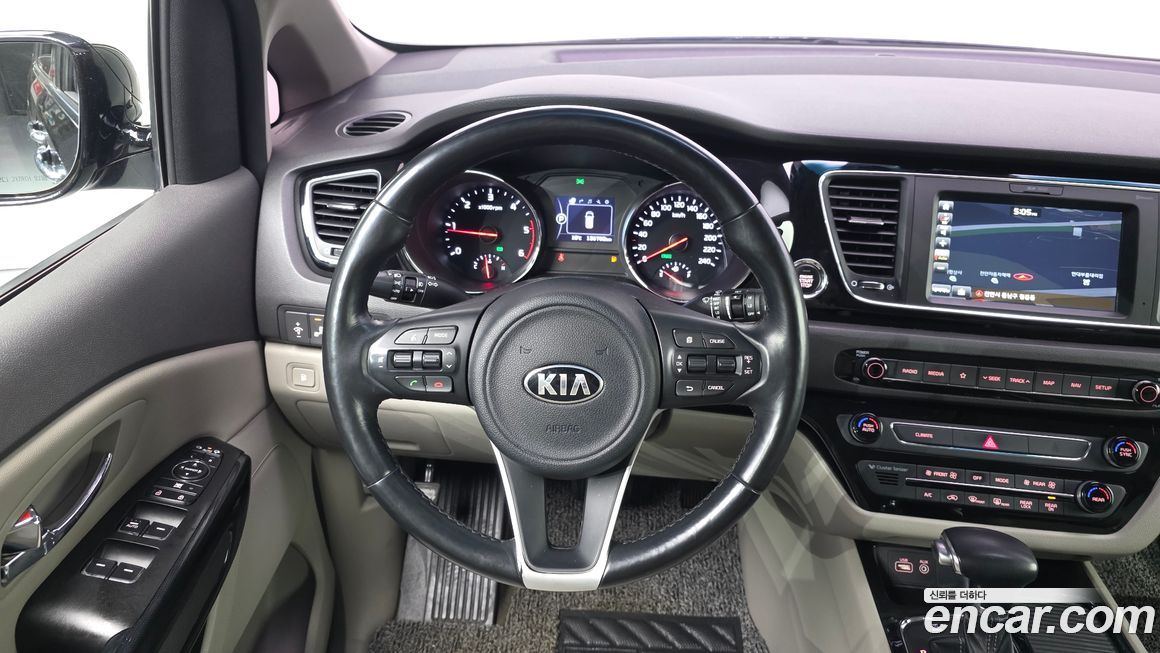 Kia Canival 2018
