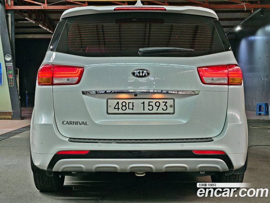 Kia Canival 2018