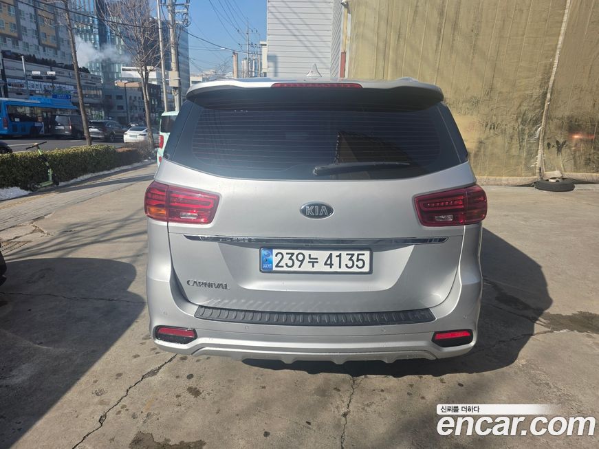 Kia Canival 2019