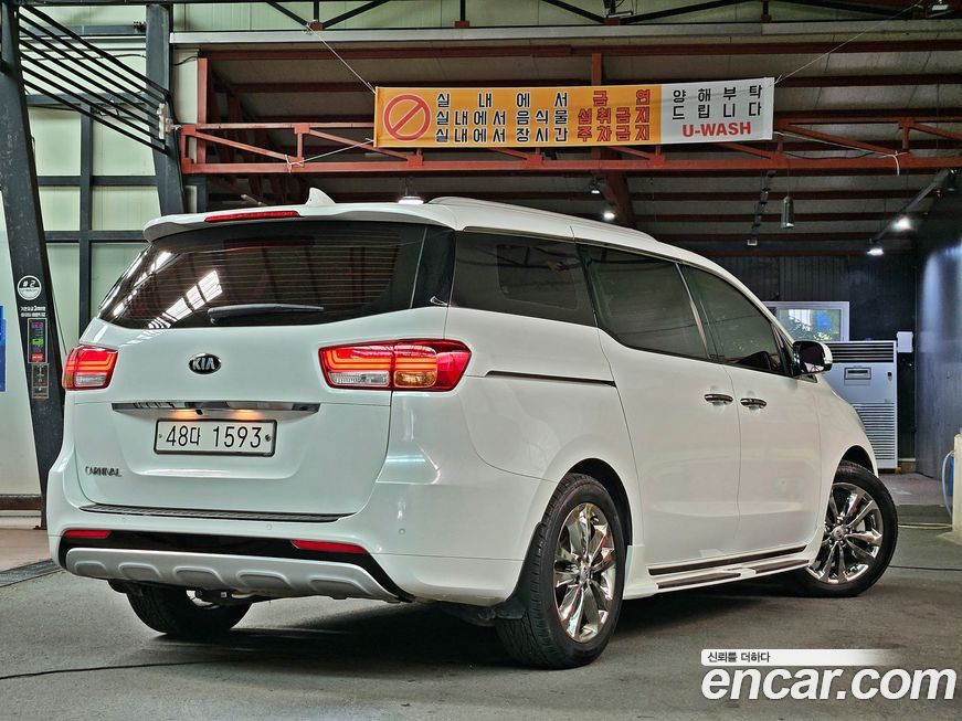 Kia Canival 2018