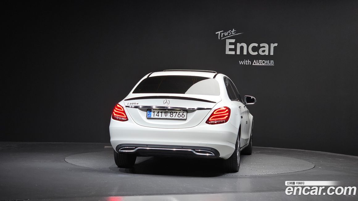 Mercedes-Benz C-Class 2017