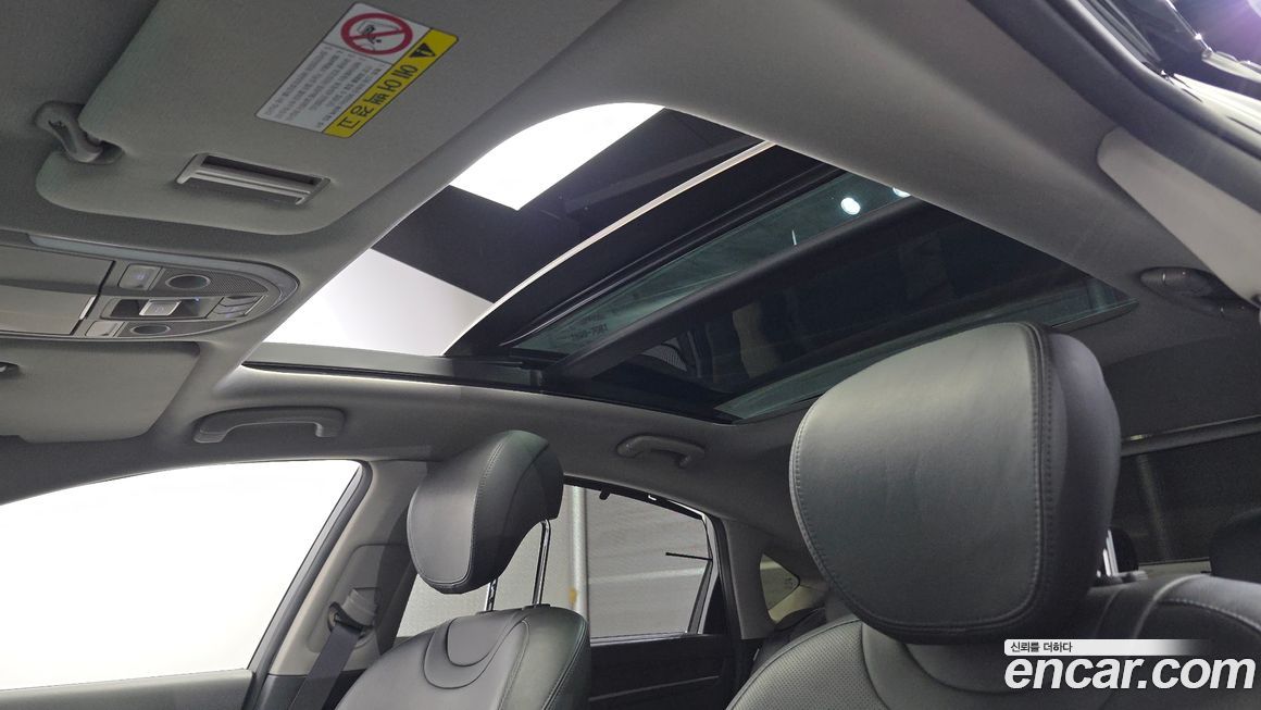 Hyundai Genesis 2016