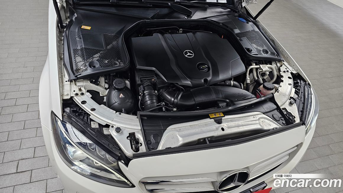 Mercedes-Benz C-Class 2017