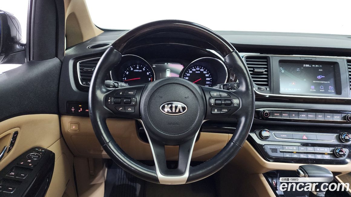 Kia Canival 2019