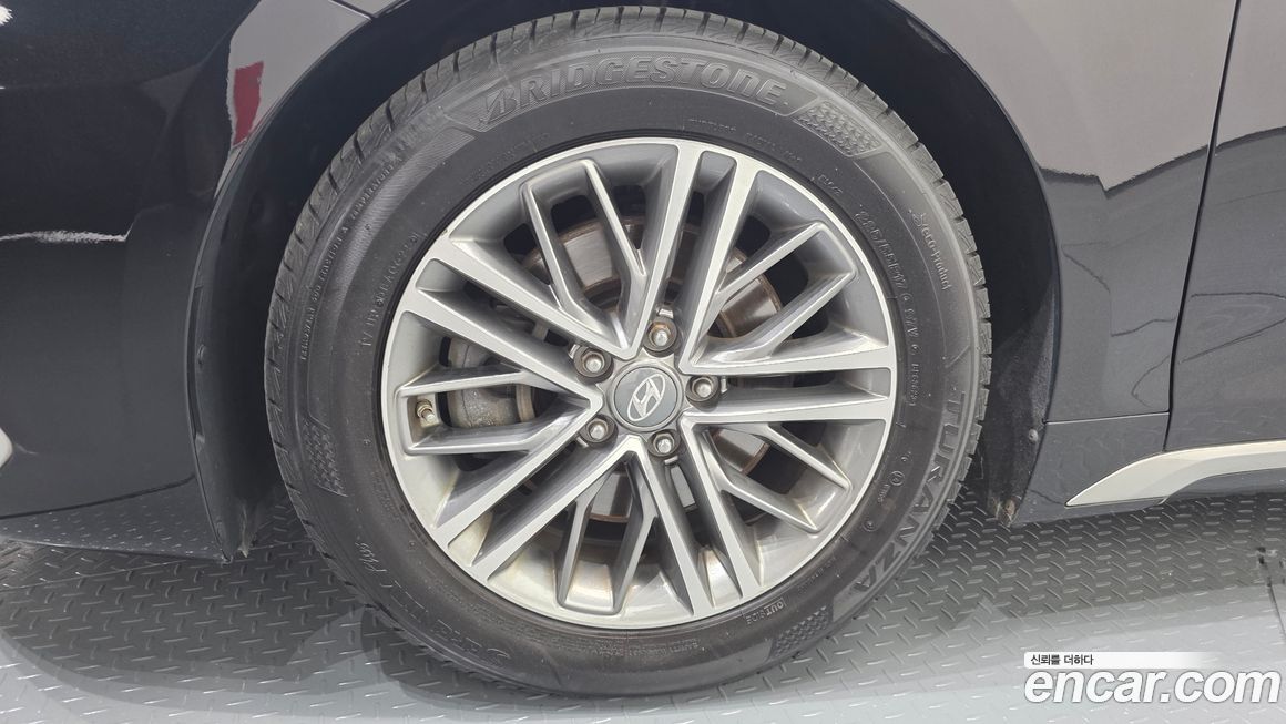 Hyundai Grandeur 2019