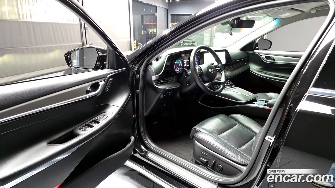 Hyundai Grandeur 2021