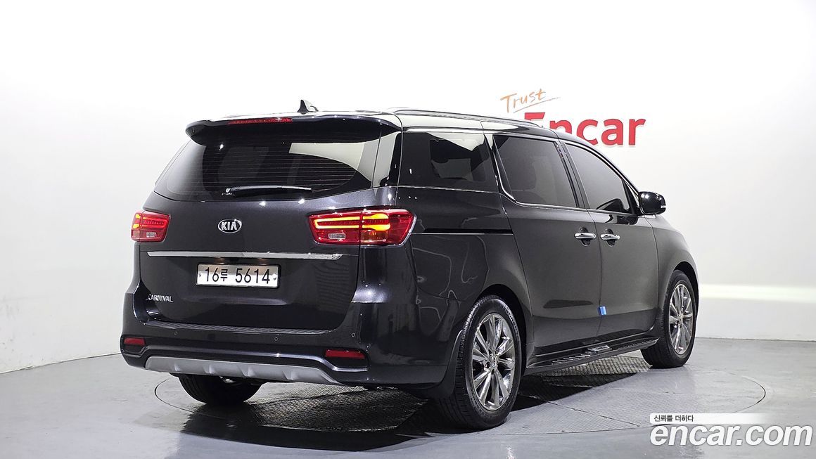 Kia Canival 2019