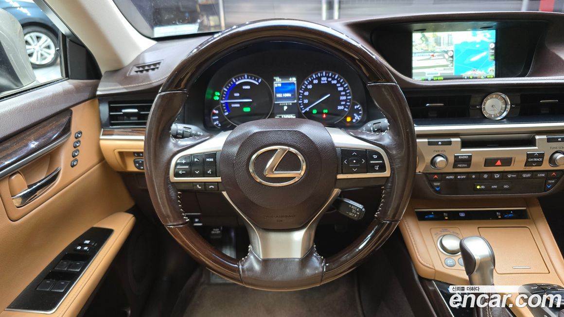 Lexus ES 2017