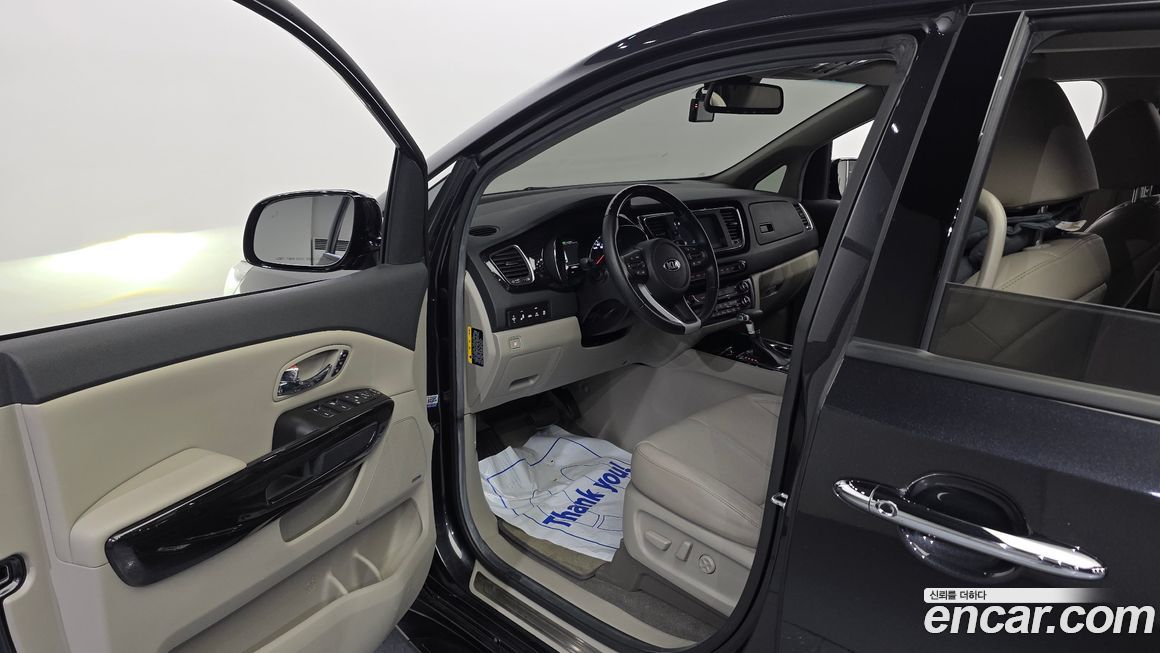 Kia Canival 2019