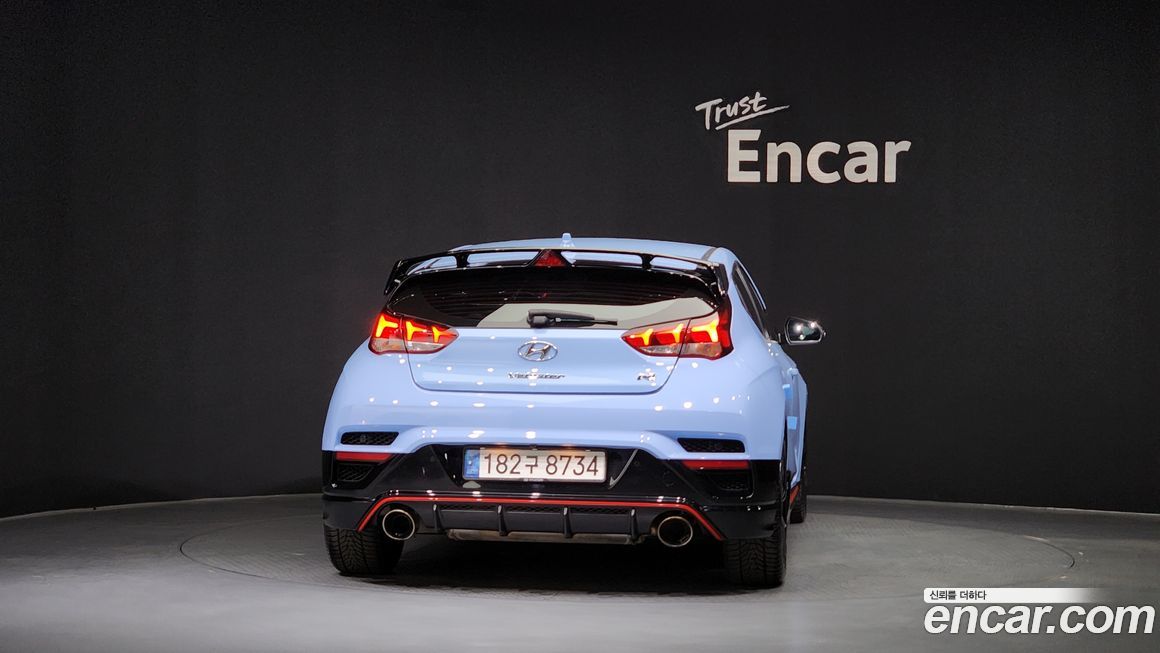 Hyundai Veloster 2022