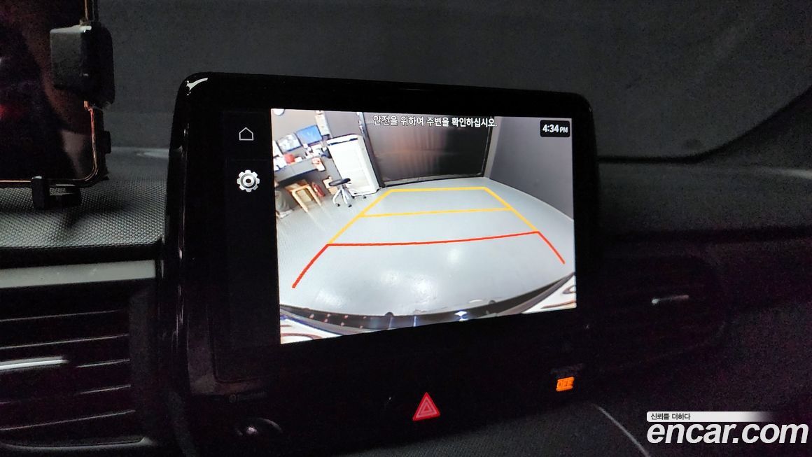 Hyundai Veloster 2022