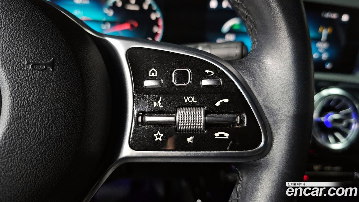 Mercedes-Benz A-Class 2021