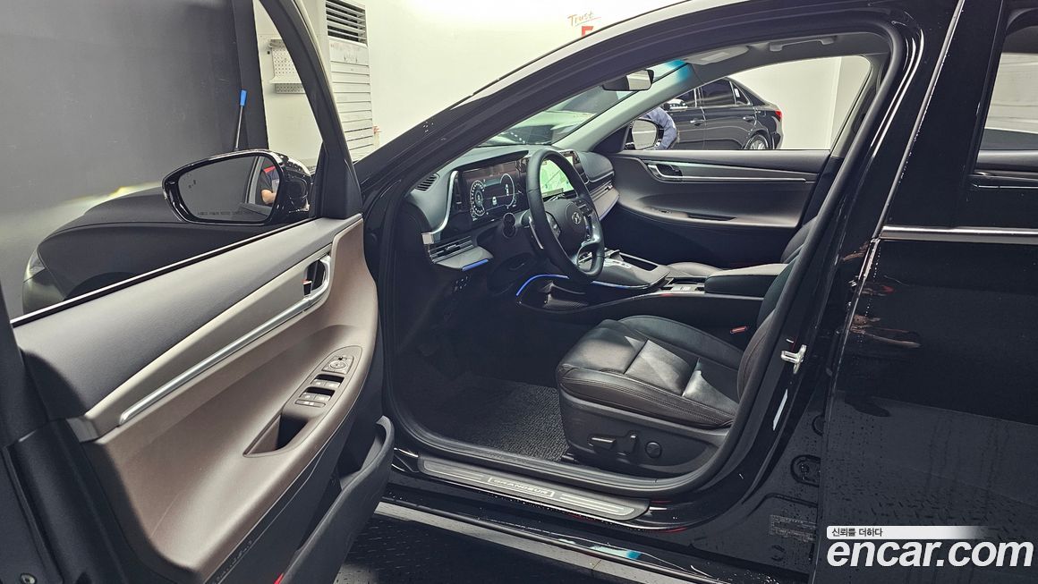 Hyundai Grandeur 2021