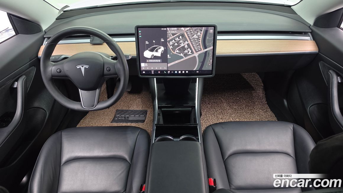 Tesla Model 3 2020