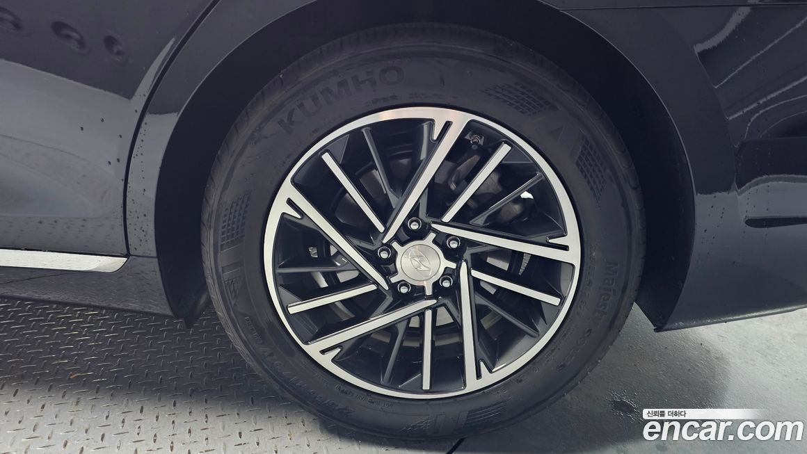 Hyundai Grandeur 2021