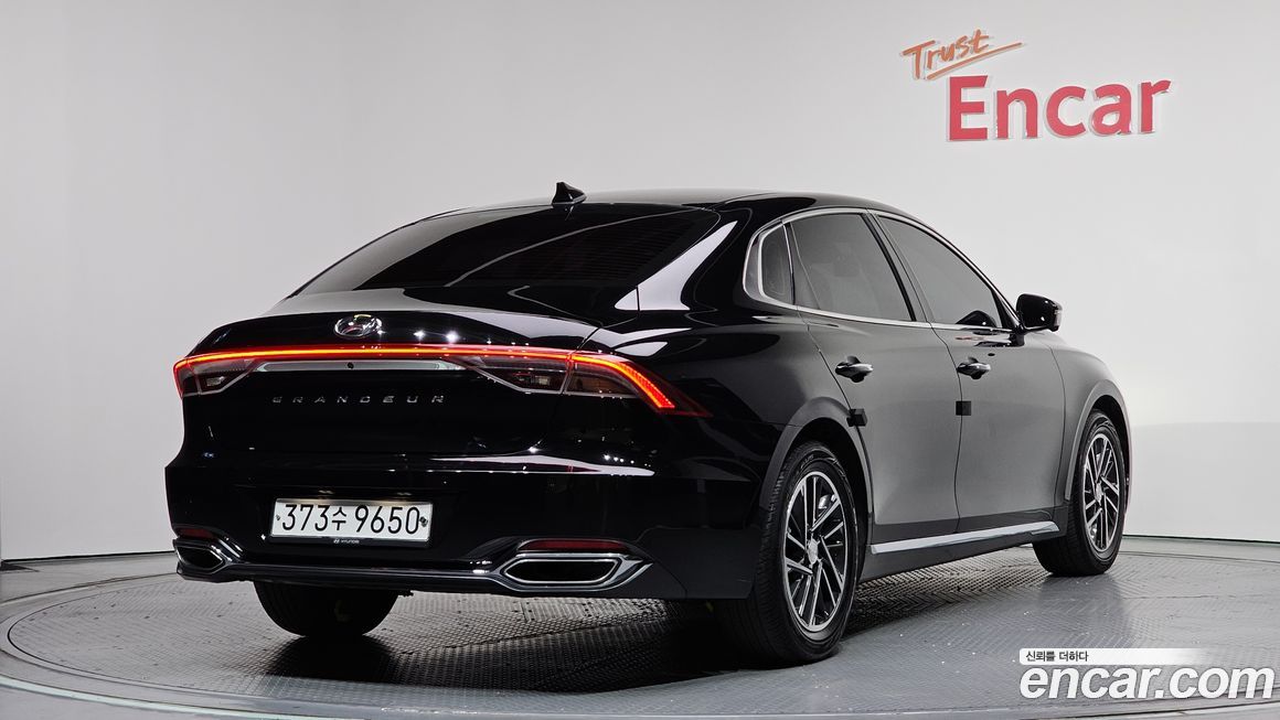 Hyundai Grandeur 2020