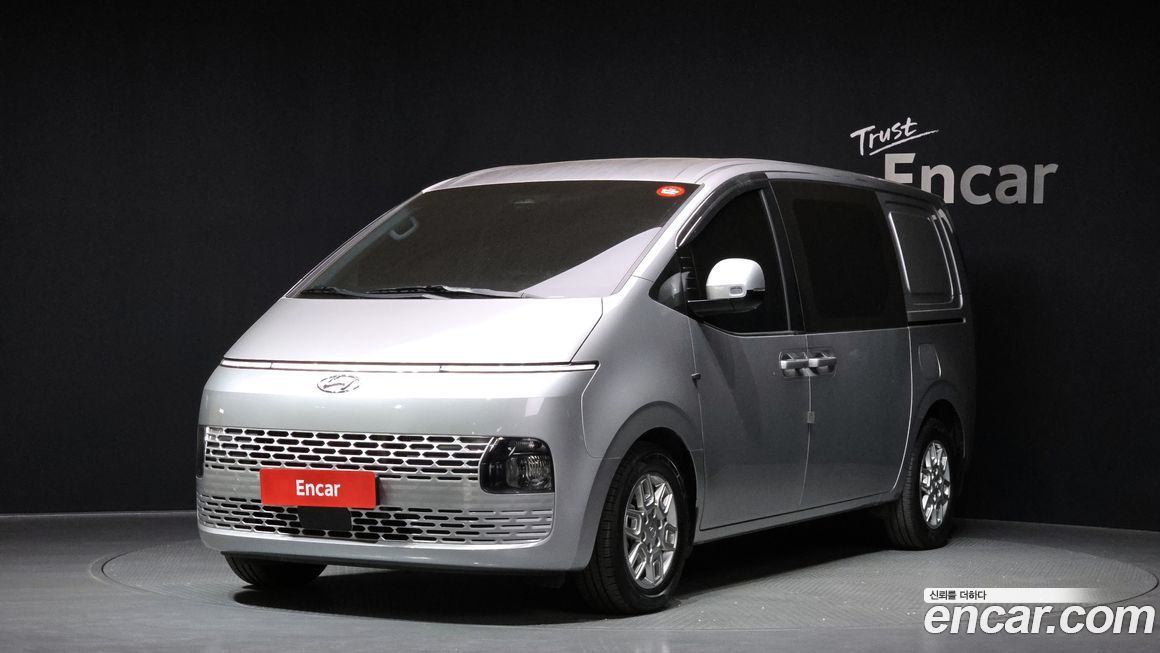 Hyundai Staria 2023