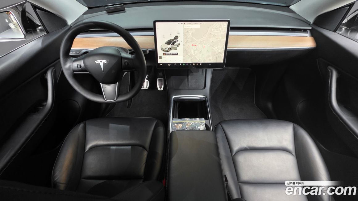 Tesla Model Y 2021