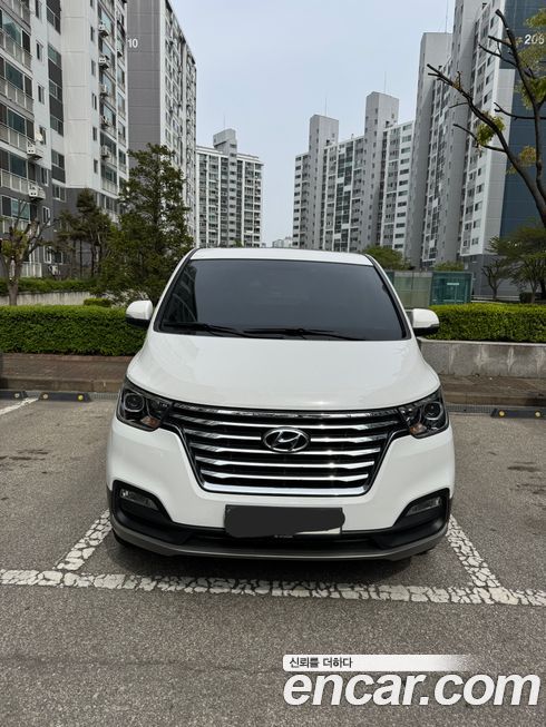 Hyundai Starex 2021