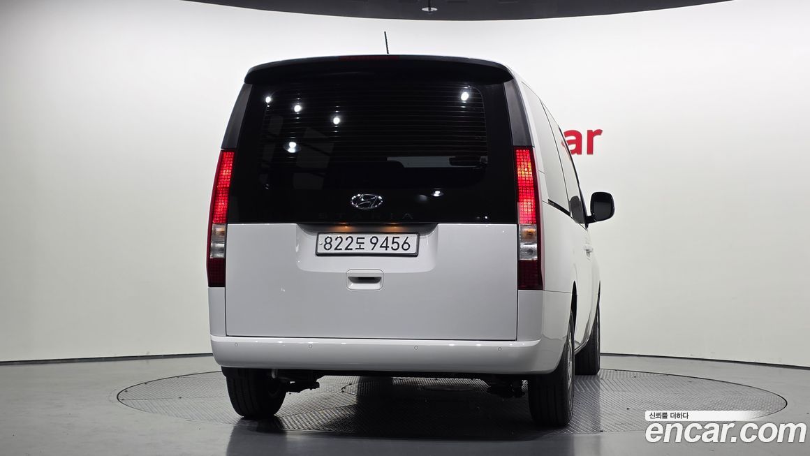 Hyundai Staria 2024