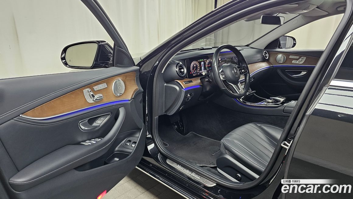 Mercedes-Benz E-Class 2020