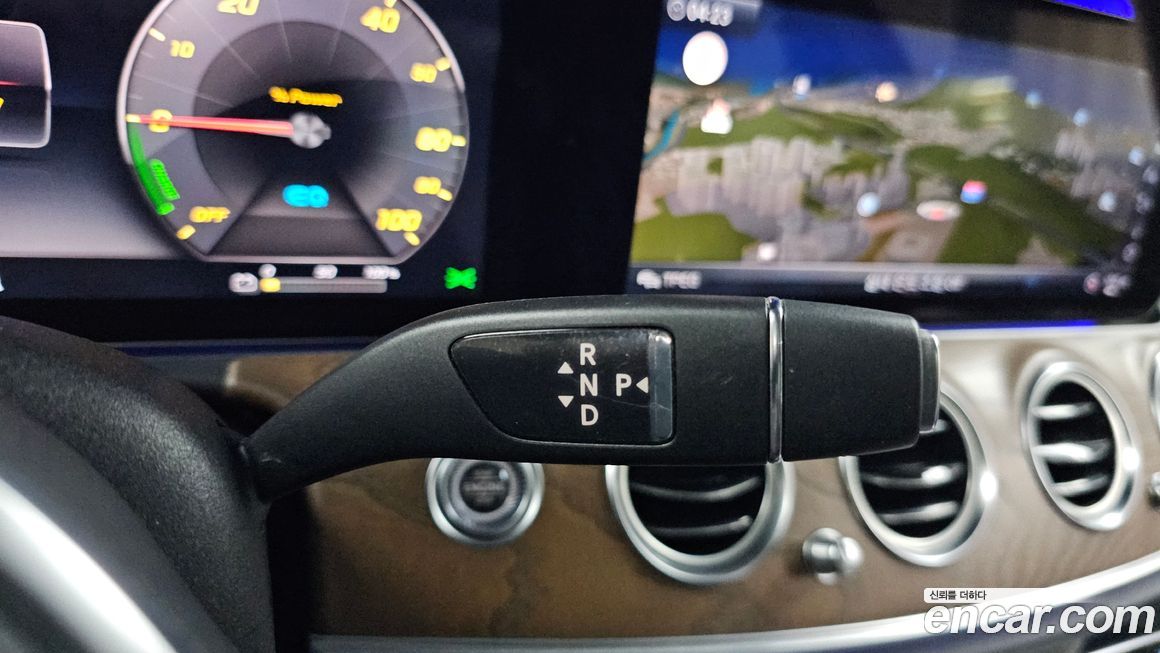 Mercedes-Benz E-Class 2020