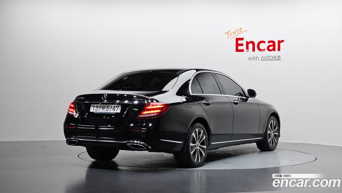 Mercedes-Benz E-Class 2020