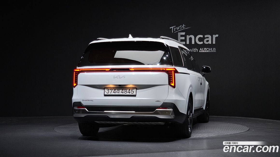 Kia Canival 2024