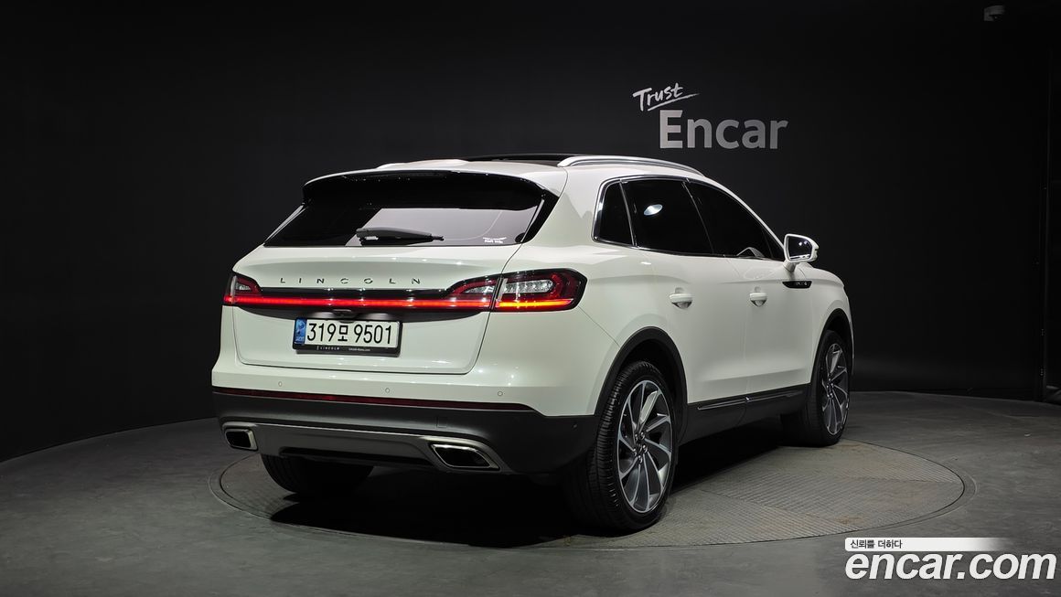 Lincoln Nautilus 2022